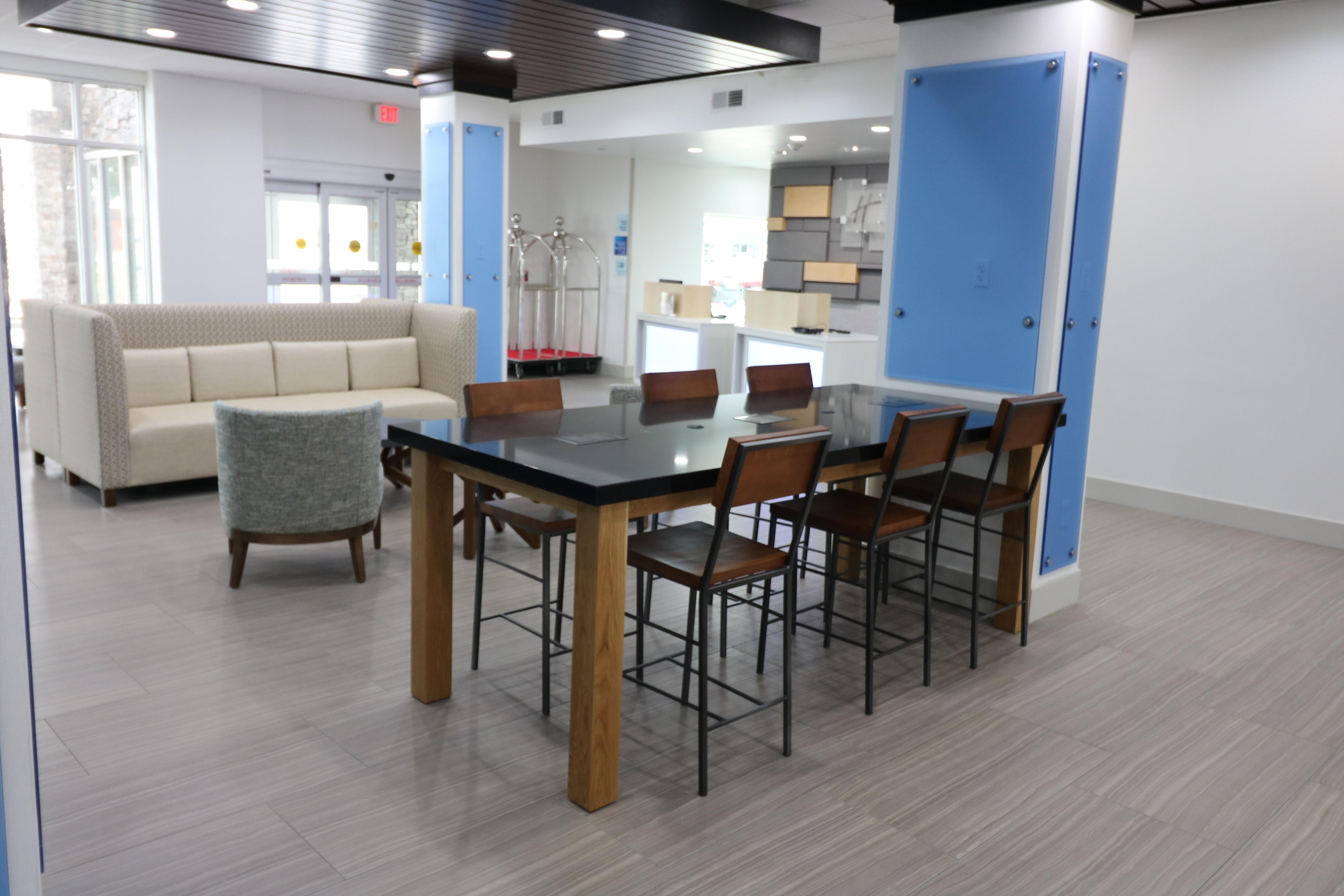Holiday Inn Express & Suites - Coffeyville By Ihg Eksteriør bilde