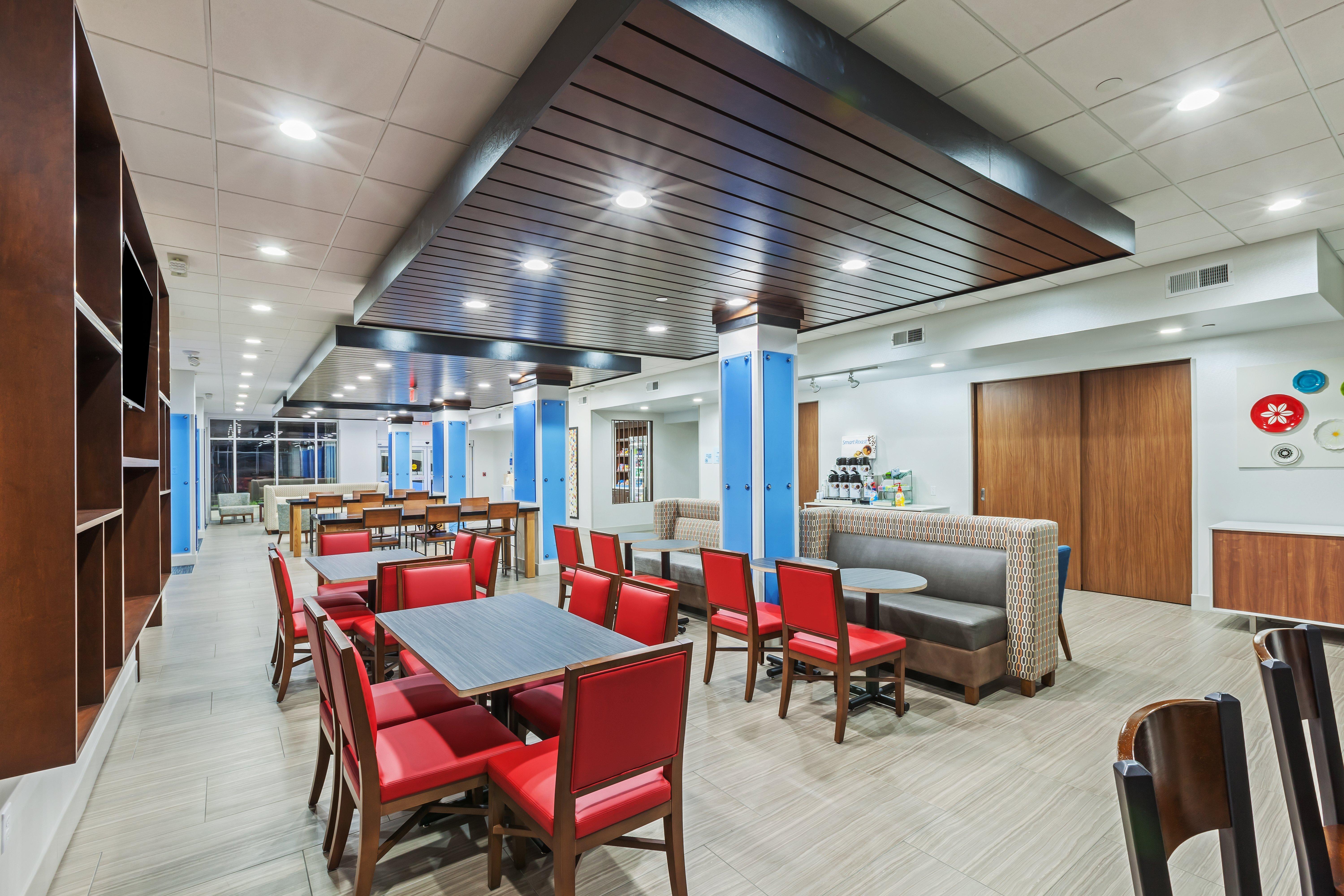 Holiday Inn Express & Suites - Coffeyville By Ihg Eksteriør bilde
