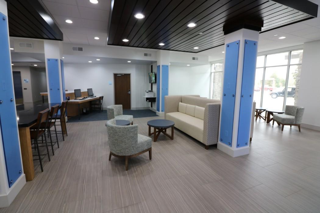 Holiday Inn Express & Suites - Coffeyville By Ihg Eksteriør bilde