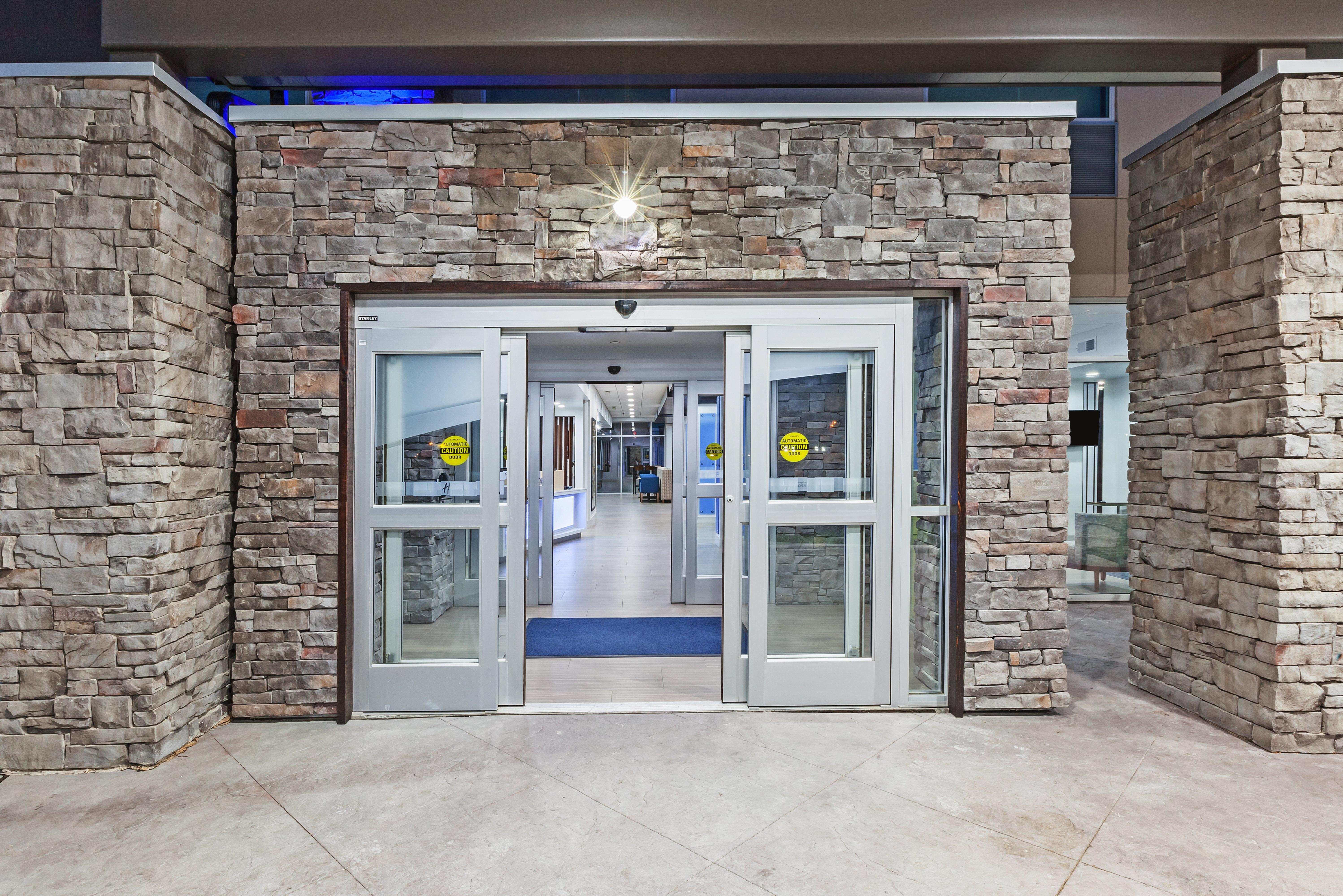 Holiday Inn Express & Suites - Coffeyville By Ihg Eksteriør bilde