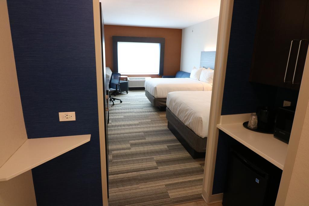 Holiday Inn Express & Suites - Coffeyville By Ihg Eksteriør bilde